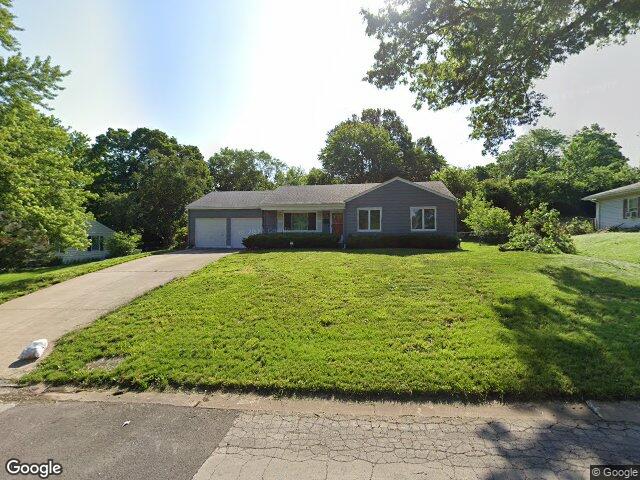 4823 vermont ave, kansas city,  MO 64133