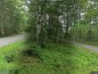82 back narrows rd, boothbay,  ME 04537