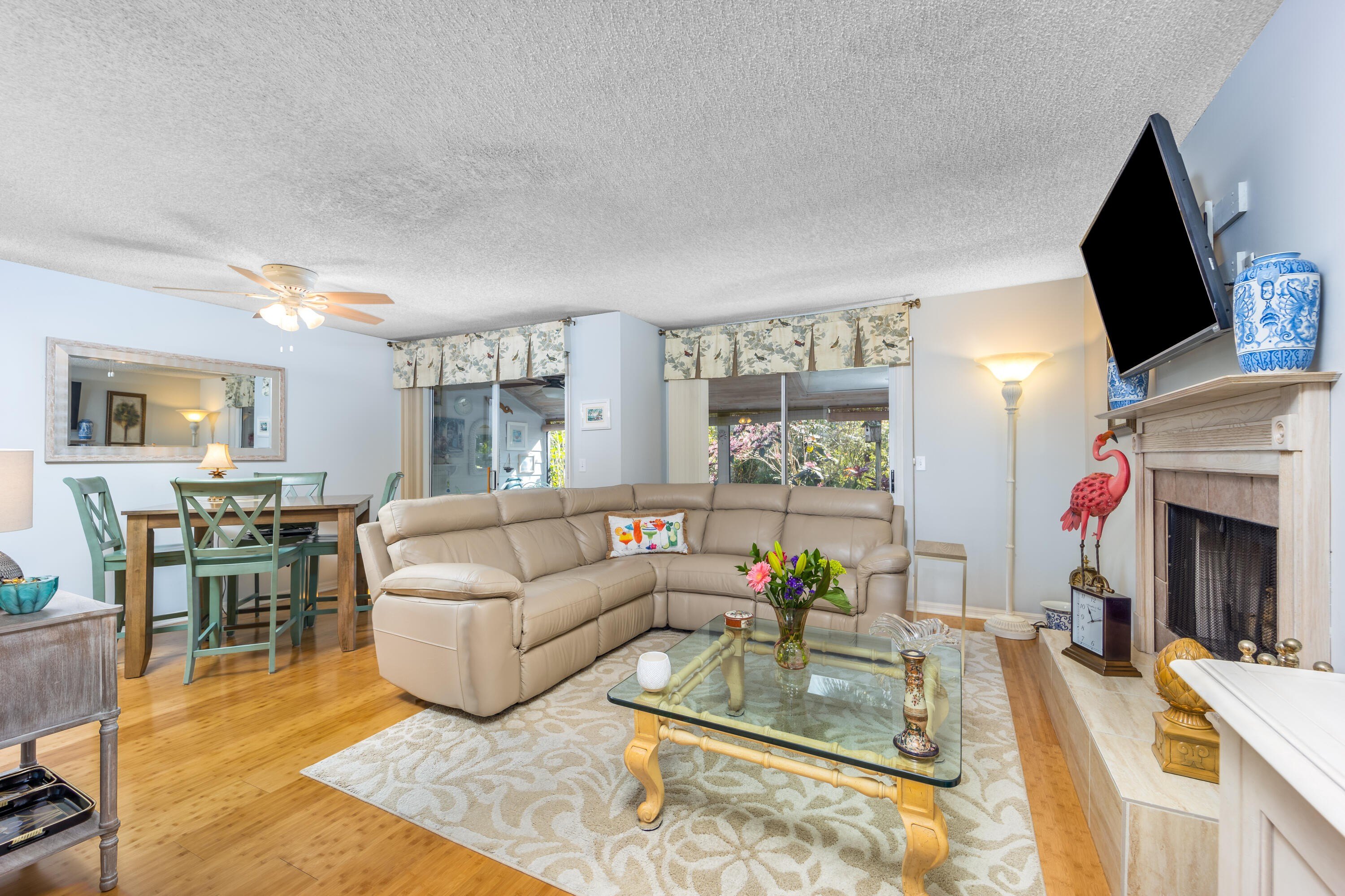 650 ne wax myrtle way, jensen beach,  FL 34957