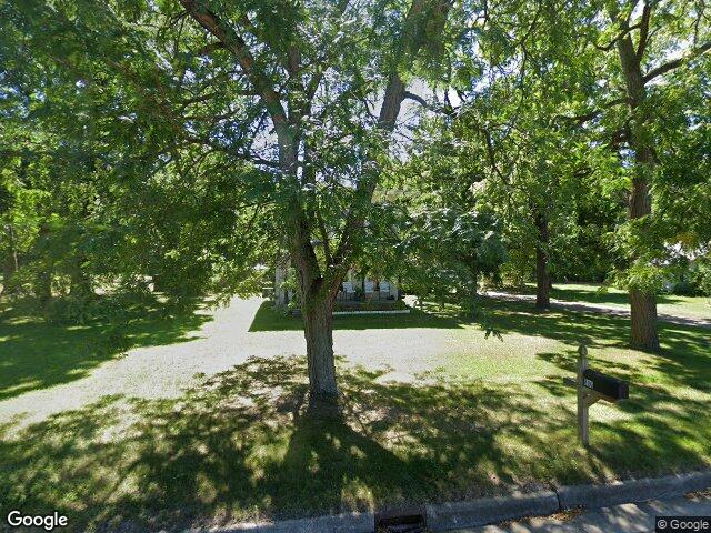 806 e 3rd st, lawton,  MI 49065