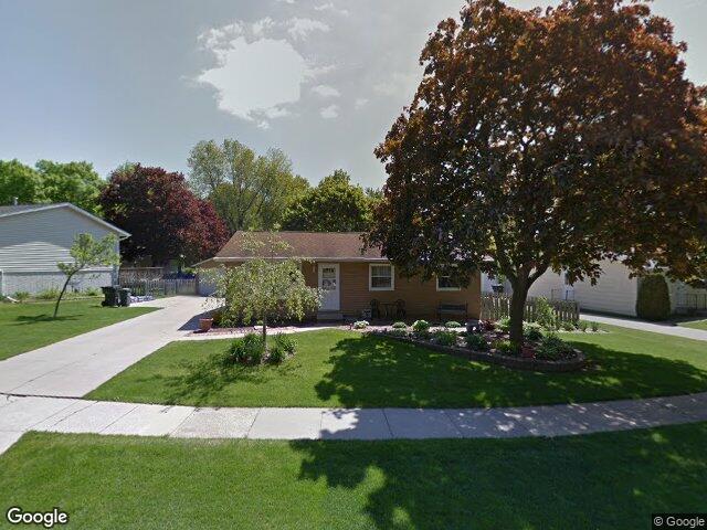 1721 woodside ct nw, cedar rapids,  IA 52405