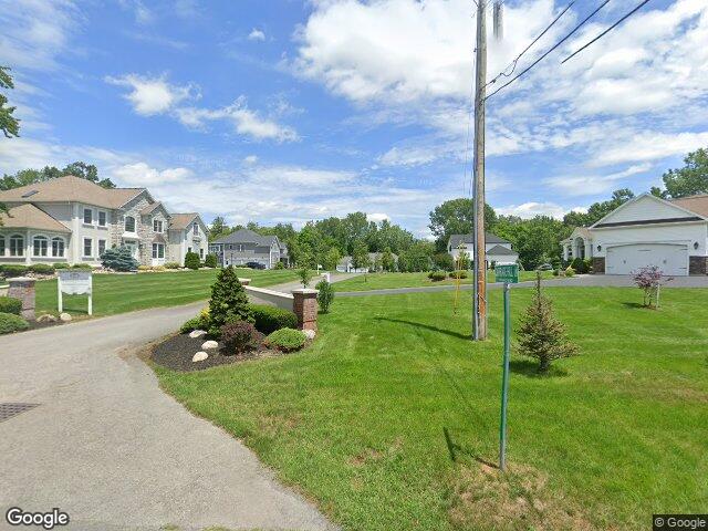 132 carriage loop, schenectady,  NY 12306