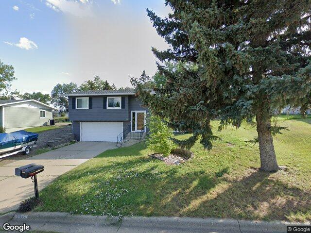 1925 10th st nw, minot,  ND 58703