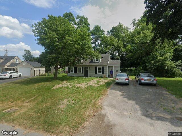 1109 roberta rd, schenectady,  NY 12303