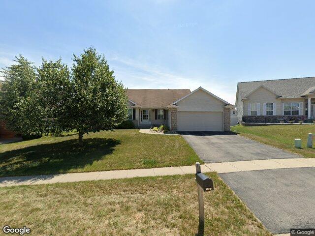 1880 oak creek dr, marion,  IA 52302