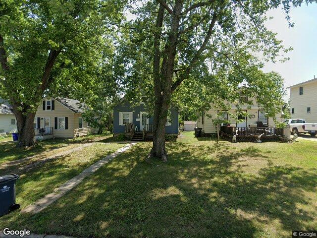 1215 19th ave sw, cedar rapids,  IA 52404