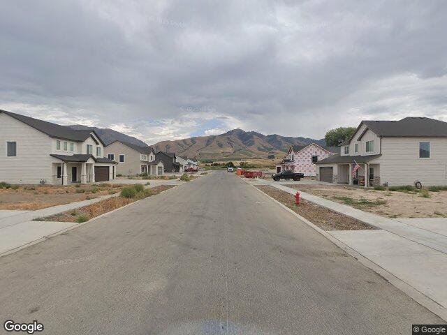 702 e 1250 s, hyrum,  UT 84319