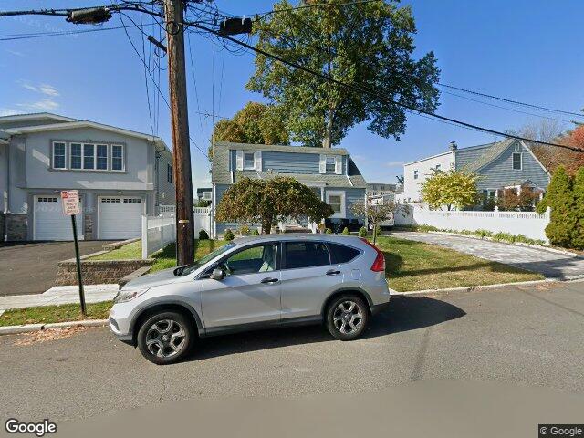 38 henry st, elmwood park,  NJ 07407