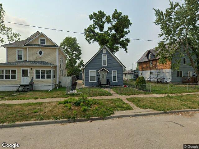 523 6th ave sw, cedar rapids,  IA 52404