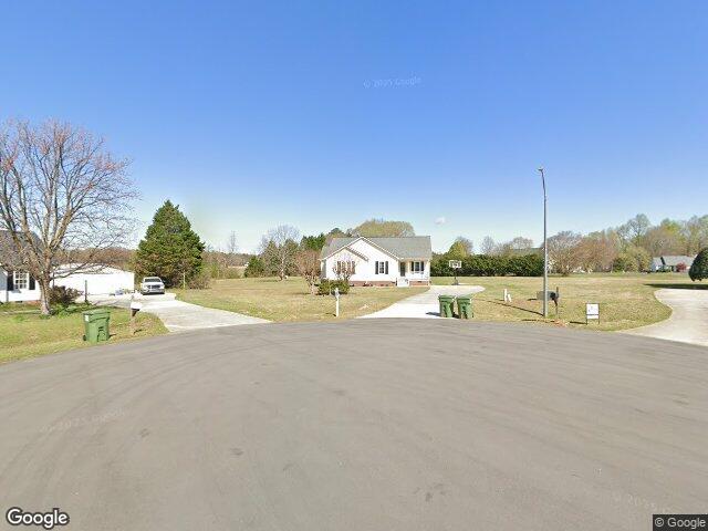 108 eddy ct, benson,  NC 27504