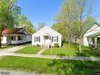 445 s rollins st, centralia,  MO 65240