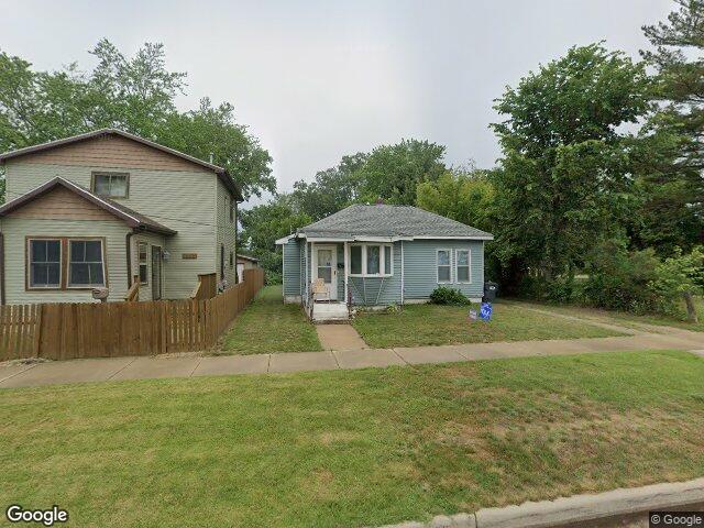 1010 kalamazoo st, south haven,  MI 49090