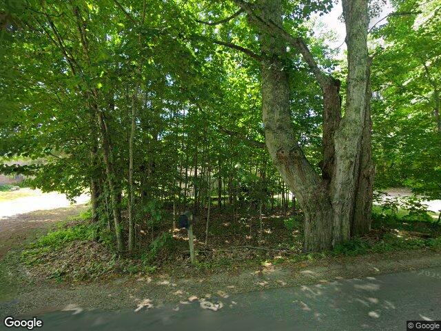 67 senott rd, whitefield,  ME 04353