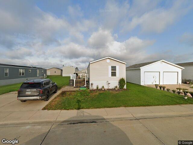 3970 blue bell dr, minot,  ND 58701