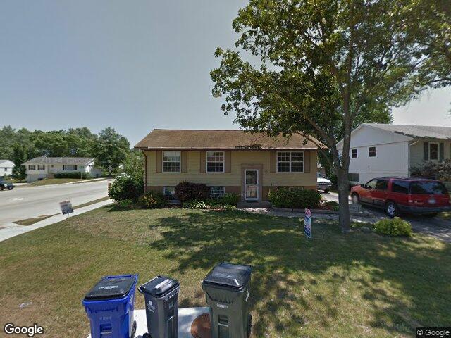 3305 dunham dr sw, cedar rapids,  IA 52404