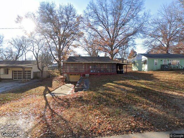 5211 ne 46th ter, kansas city,  MO 64117