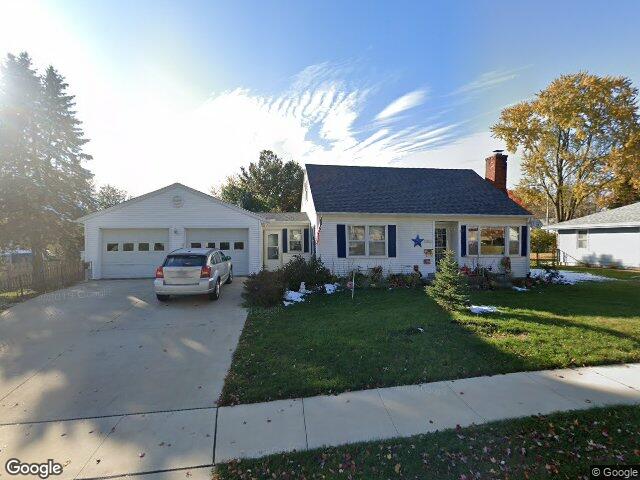 1160 27th st, marion,  IA 52302