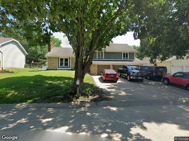 2017 joy st, excelsior springs,  MO 64024