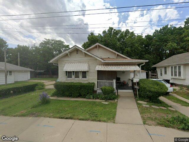 324 baker st, salina,  KS 67401