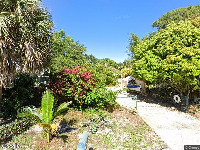 351 se flamingo ave, stuart,  FL 34996