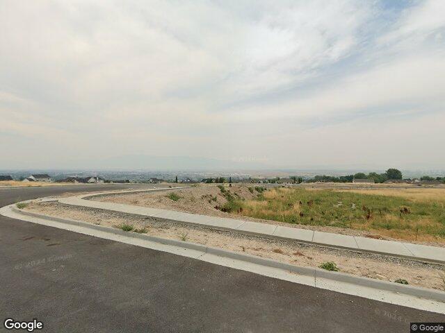 895 e 100 n #11
                                ,Unit # 11, hyde park,  UT 84318