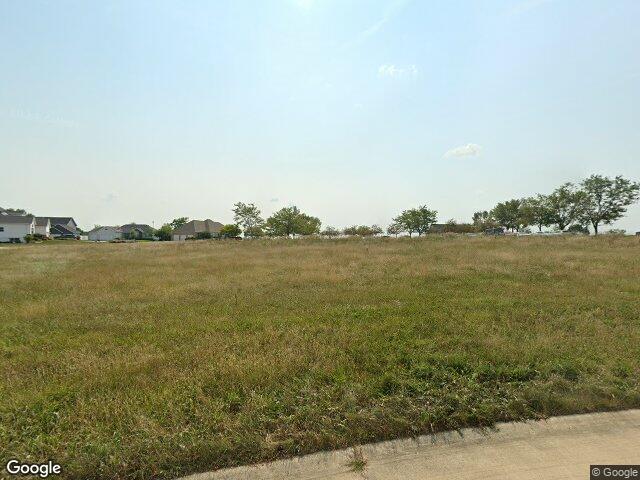 2935 clubhouse dr, marion,  IA 52302