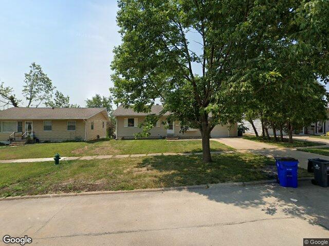 1100 18th street nw, cedar rapids,  IA 52404